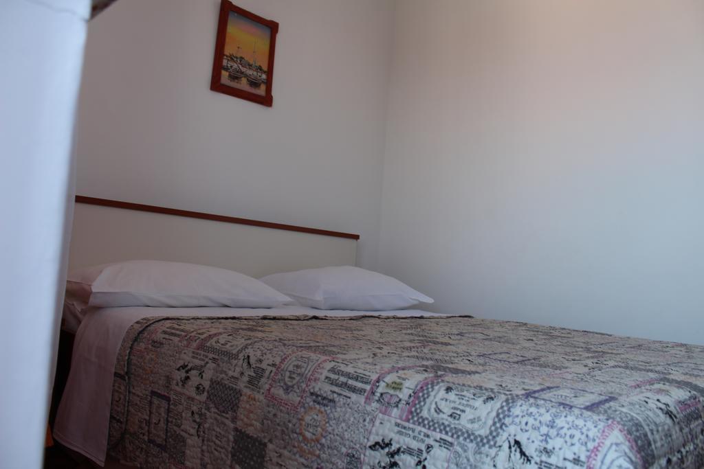 Apartment Muzic Mali Lošinj Δωμάτιο φωτογραφία