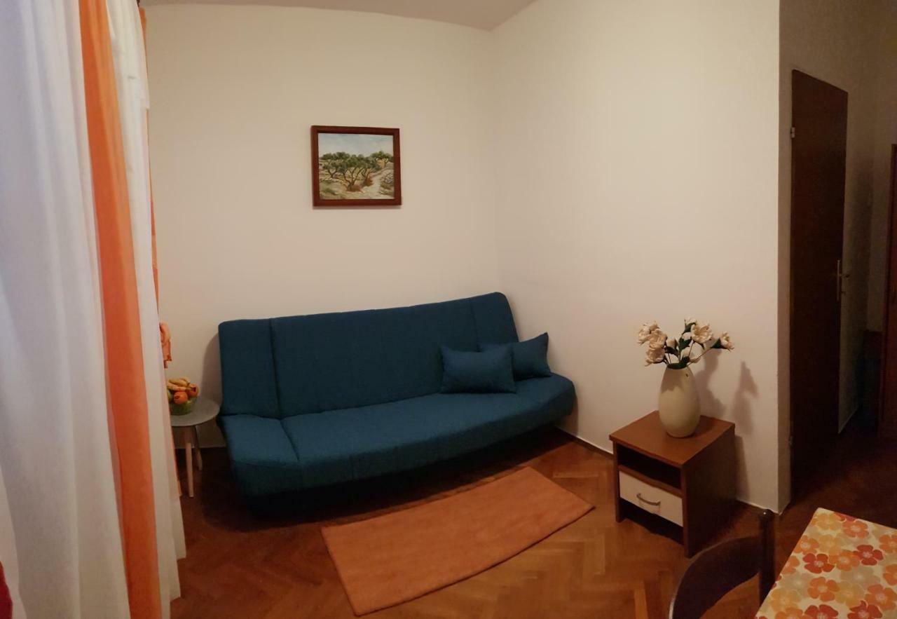 Apartment Muzic Mali Lošinj Εξωτερικό φωτογραφία